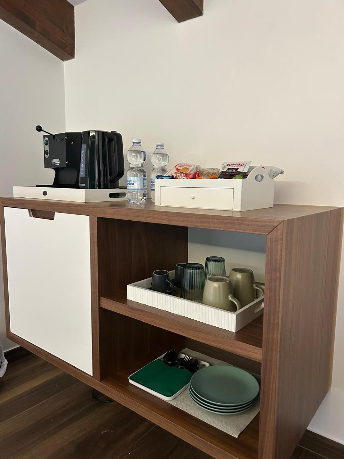 ホテル Bellavista アジェーロラ 部屋 写真